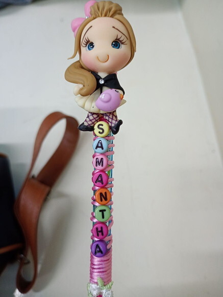 Caneta Boneca Fashion com Nome em Biscuit