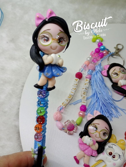 Caneta Enfermeira com Nome em Biscuit