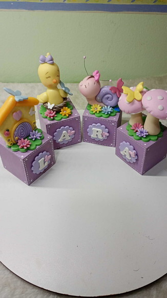 Cubos Personalizados Jardim Encantado em mdf e Biscuit1