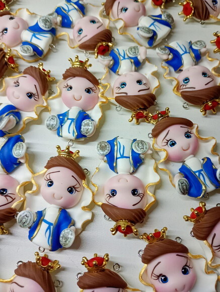 Entremeios Nossa Sra. Medalha Milagrosa em Biscuitem Biscuit