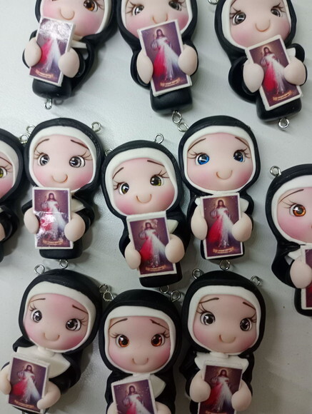 Entremeios Santa Faustina em em Biscuit.