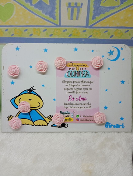 Ímã de Geladeira Mini Rosas em Biscuit