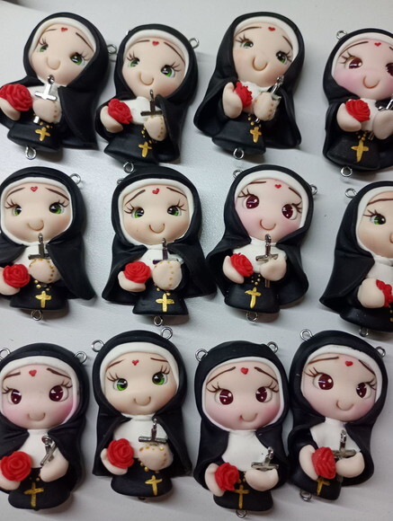 Ímã Santa Rita em Biscuit