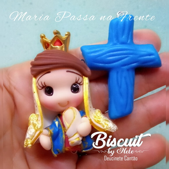 Kit Entremeios Maria Passa na Frente em Biscuit