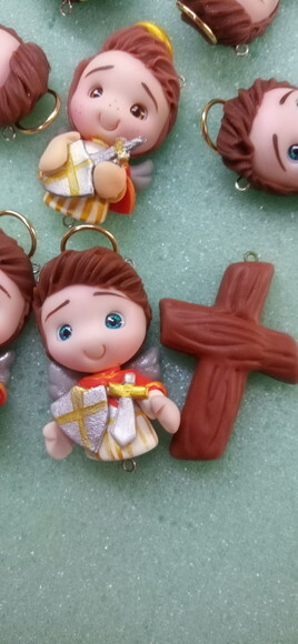 Kit para Terços Arcanjo São Miguel em Biscuit (kit com 4)