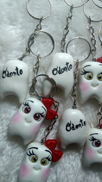 Lembrancinha de Odonto em Biscuit - Chaveirinho