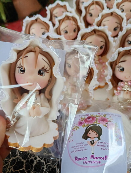 Lembrancinha Primeira Eucaristia Menina em Biscuit 1