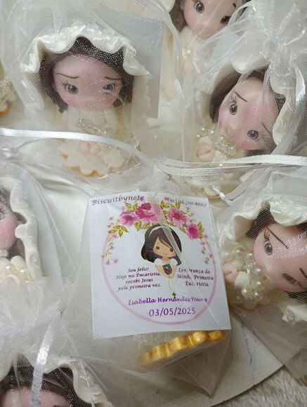 Lembrancinha Primeira Eucaristia Menina em Biscuit 3.