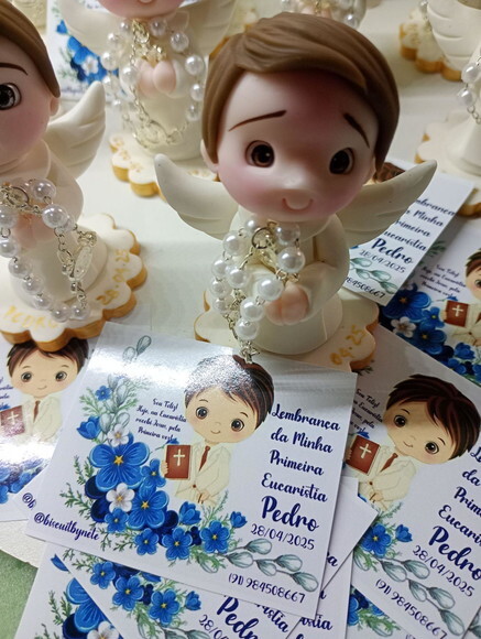 Lembrancinha Primeira Eucaristia Menino em Biscuit