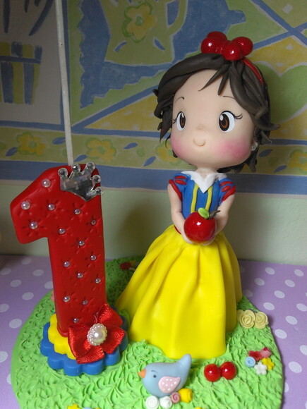 Mini Topo Branca de Neve em Biscuit
