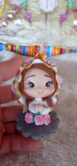 Nossa Senhora de Lourdes em Biscuit para Oratório
