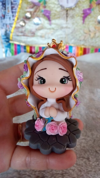 Nossa Senhora de Lourdes em Biscuit para Oratório