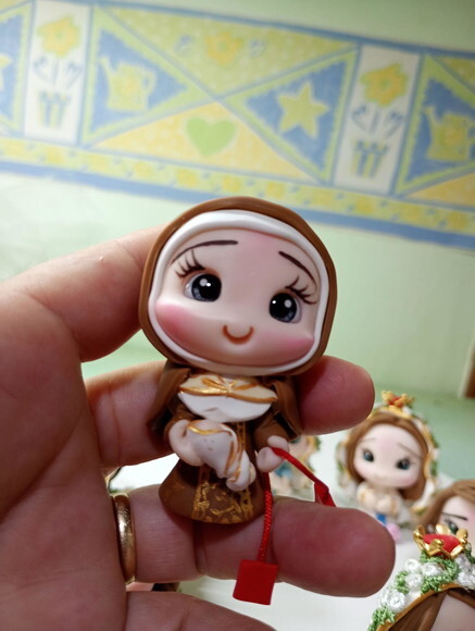 Nossa Senhora do Carmo de Biscuit para Oratório
