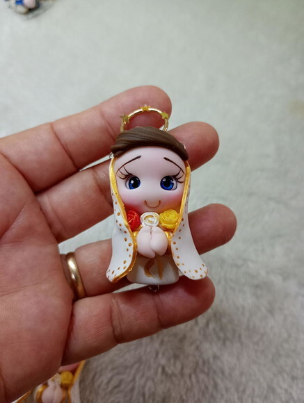 Pingentes Nossa Senhora da Rosa Mística em Biscuit