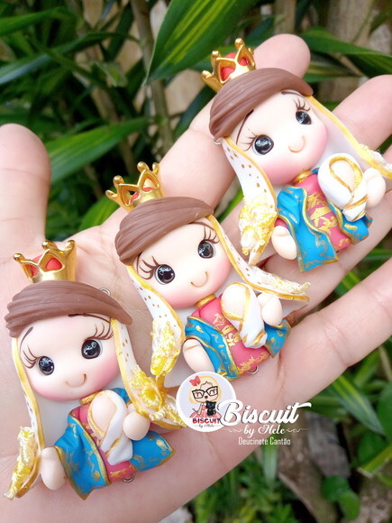 Pingentes Nossa Senhora do Amparo em Biscuit