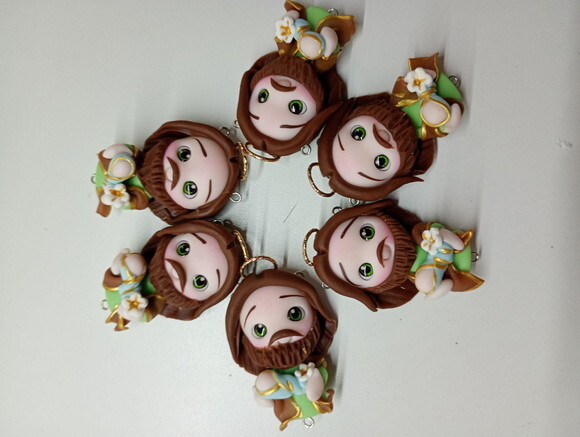 Pingentes São José em Biscuit