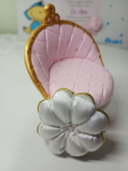 Poltrona Princesa em Biscuit