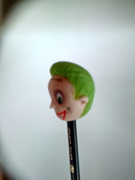 Ponteira de Lápis Coringa em Biscuit
