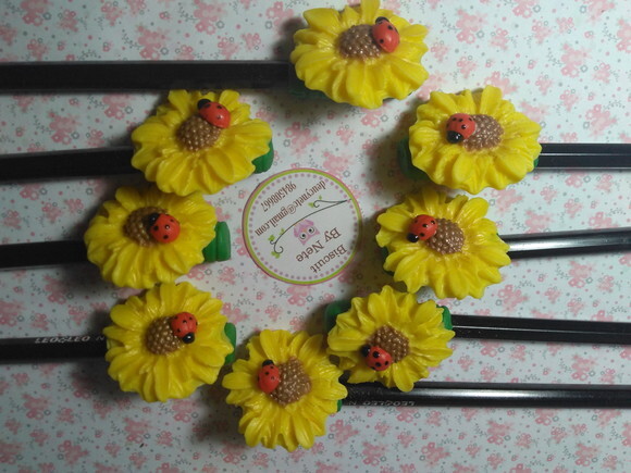 Ponteira de Lápis Girassol em Biscuit