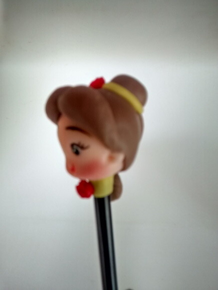 Ponteira de Lápis Princesa Bela em Biscuit