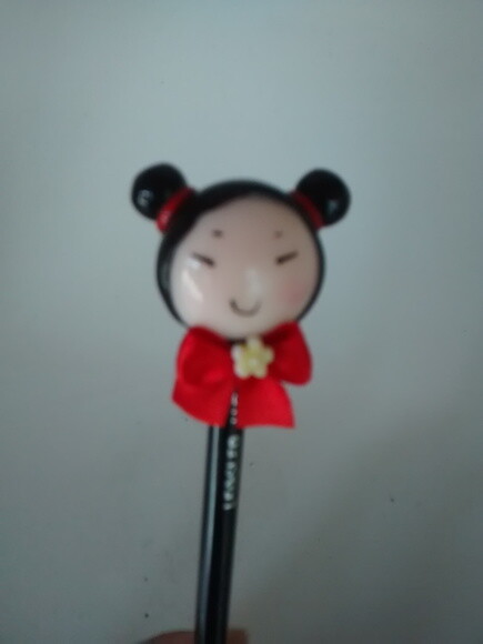 Ponteira de Lápis Pucca em Biscuit