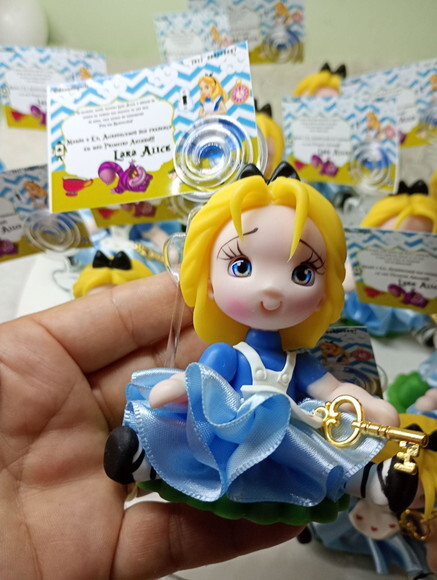 Porta Recado Alice no País das Maravilhas em Biscuit