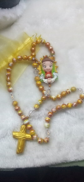 Terço de Nossa Senhora de Guadalupe em Biscuit
