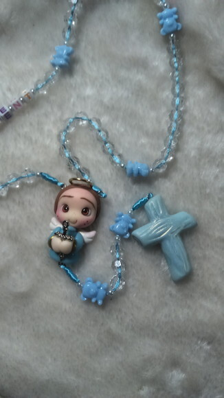 Terço personalizado anjinho em Biscuit com nome