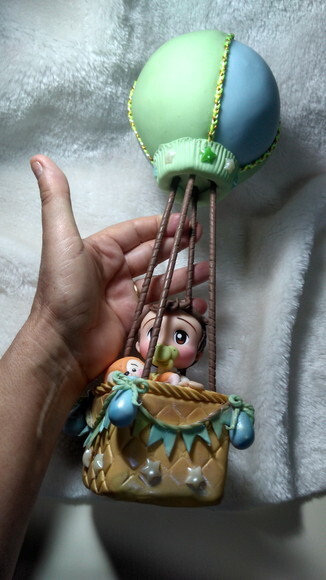 Topo de Bolo Menino Baloeiro em Biscuit