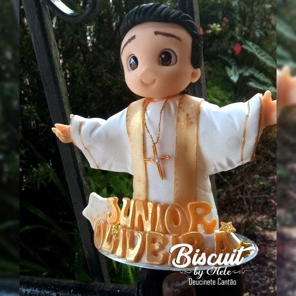 Topo de Bolo Personalizado Padre em Biscuit