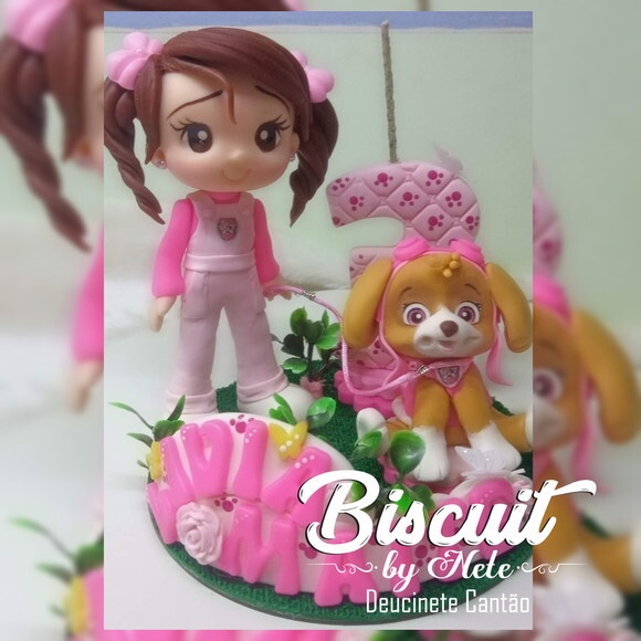 Topo de Bolo Skye Patrulha Canina em Biscuit.