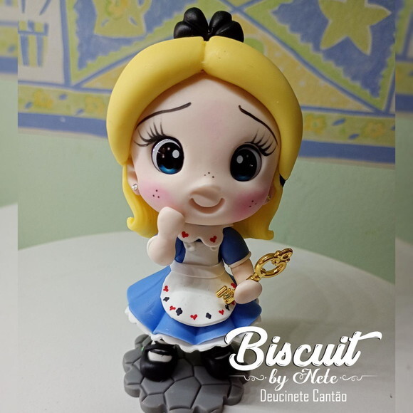 Toy Colecionável Alice do País das Maravilhas