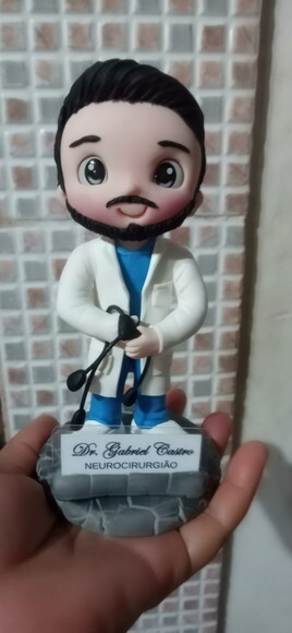 Toy Colecionável Médico Neurocirurgião em Biscuit