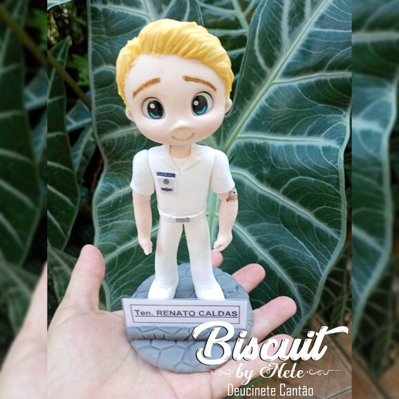 Toy Colecionável Tenente em Biscuit