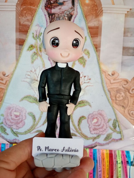 Toy Padre em Biscuit 1