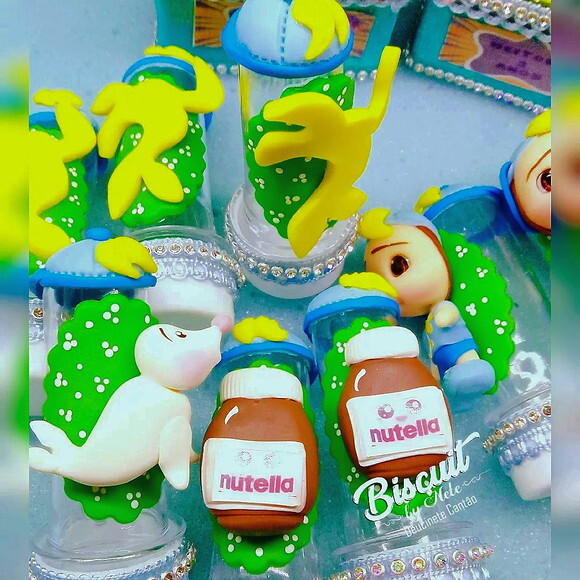 Tubetes Lucas Netto em Biscuit