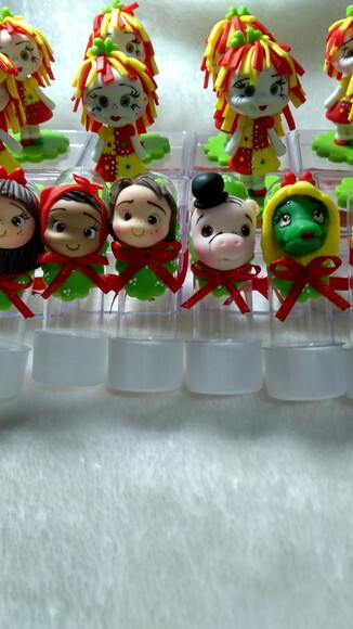 Tubetes Turma do Sítio do Pica Pau Amarelo em Biscuit