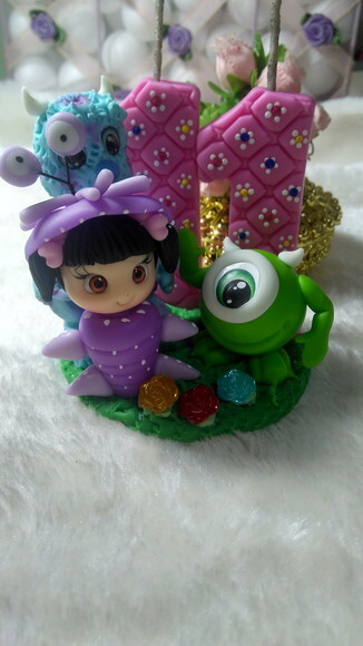 Vela Monstros S/a em Biscuit