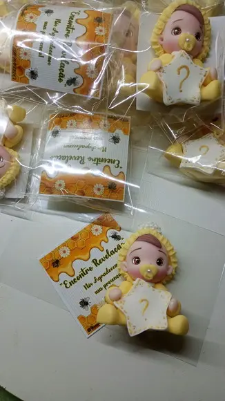 20 Bebê Revelação em Biscuit