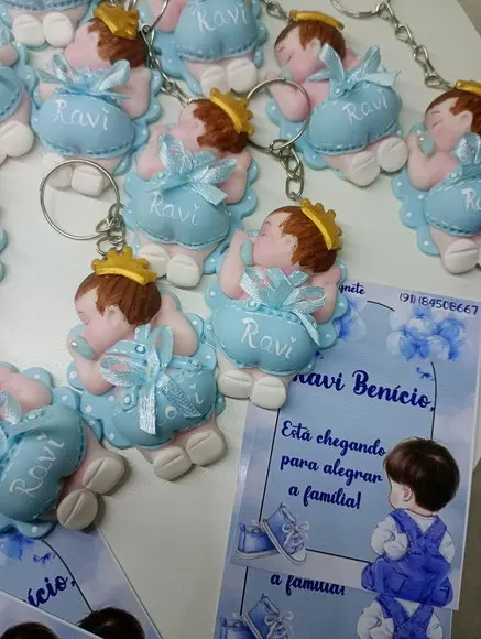 30 Chaveirinhos Bebê Realeza Menino em Biscuit.