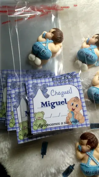 30 Lembrancinhas Bebê Bumbum Menino em Biscuit.
