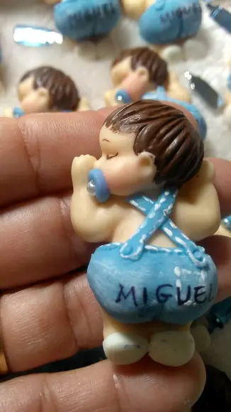 30 Lembrancinhas Bebê Bumbum Menino em Biscuit.
