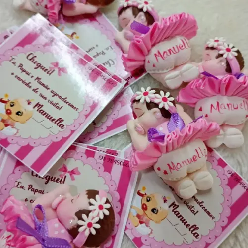 30 Lembrancinhas Bebê Soneca com Guirlanda Biscuit