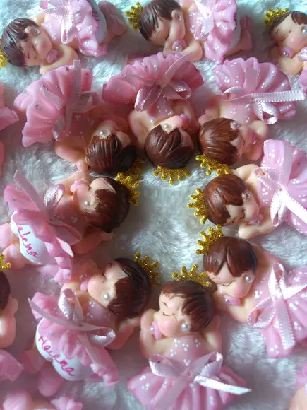 30 Lembrancinhas Bebê Realeza Menina Biscuit