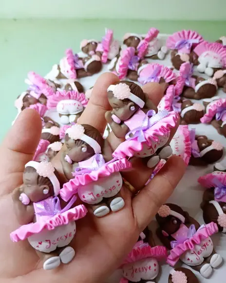 30 Lembrancinhas Bebê Soneca Menina Negra Biscuit
