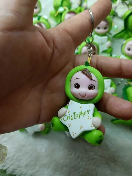 40 Chaveirinhos Bebê Fantasiado de Dinossauro em Biscuit