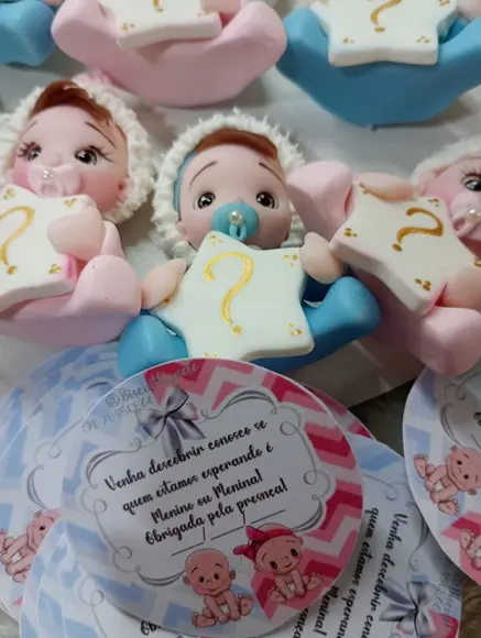 50 Bebê Revelação em Biscuit