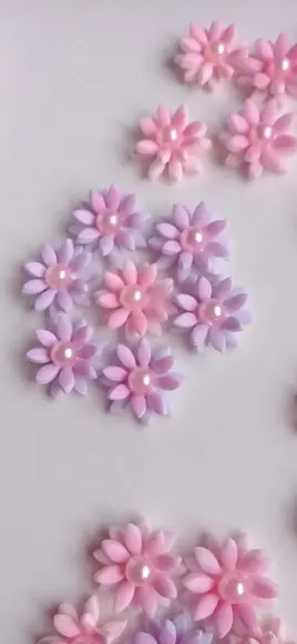Apliques Mini Florzinhas de Biscuit