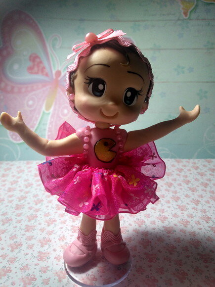 Bonequinha Come Come em Biscuit