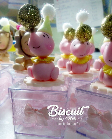 Caixinha de Acrílico Circo Rosa em Biscuit